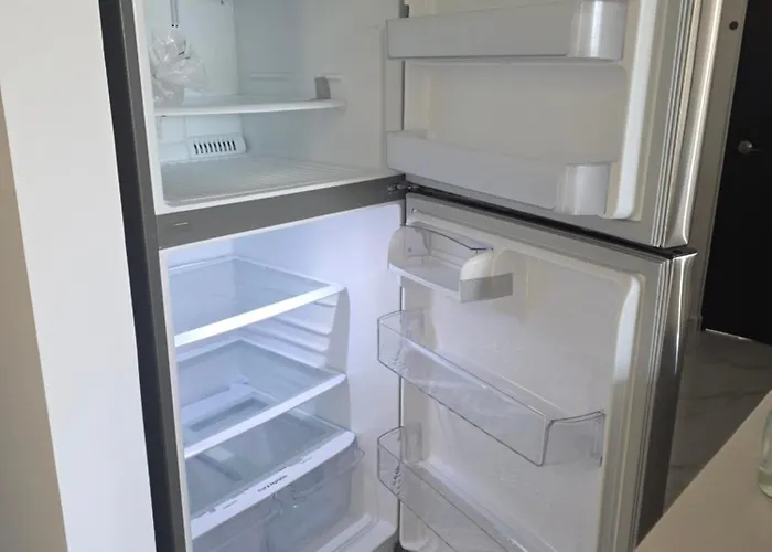 Apartment Spacious 2br With 24 7 Security